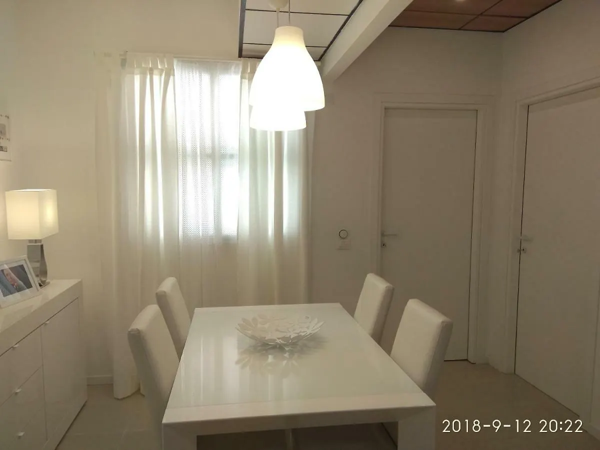 Milan Center Luxury House Apartment Sesto San Giovanni 0*,